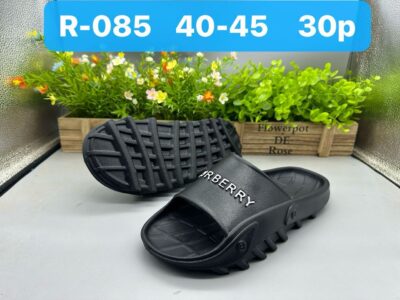 BURBERRY MEN PAM SLIPPERS