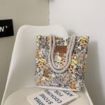 TOTE BAG LABUBU/TEDDY DESIGN - Image 3