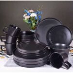 16PCS EUROPEAN LUXURY FINE CERAMIC STONEWARE DINNER SETaqq

 4 Serving plate
4 Side plate
4 Soup bowls
4 Cups