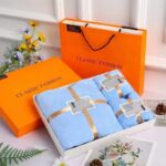 3IN1 FLUFFY WATER ABSORBENT TOWEL IN A FANCY BOX&BAG (Exactly  home textile brand)
💯 cotton•••VERY FULL AND FLUFFY

COLOR:AVAILABLE IN 5 COLOURS - Image 2